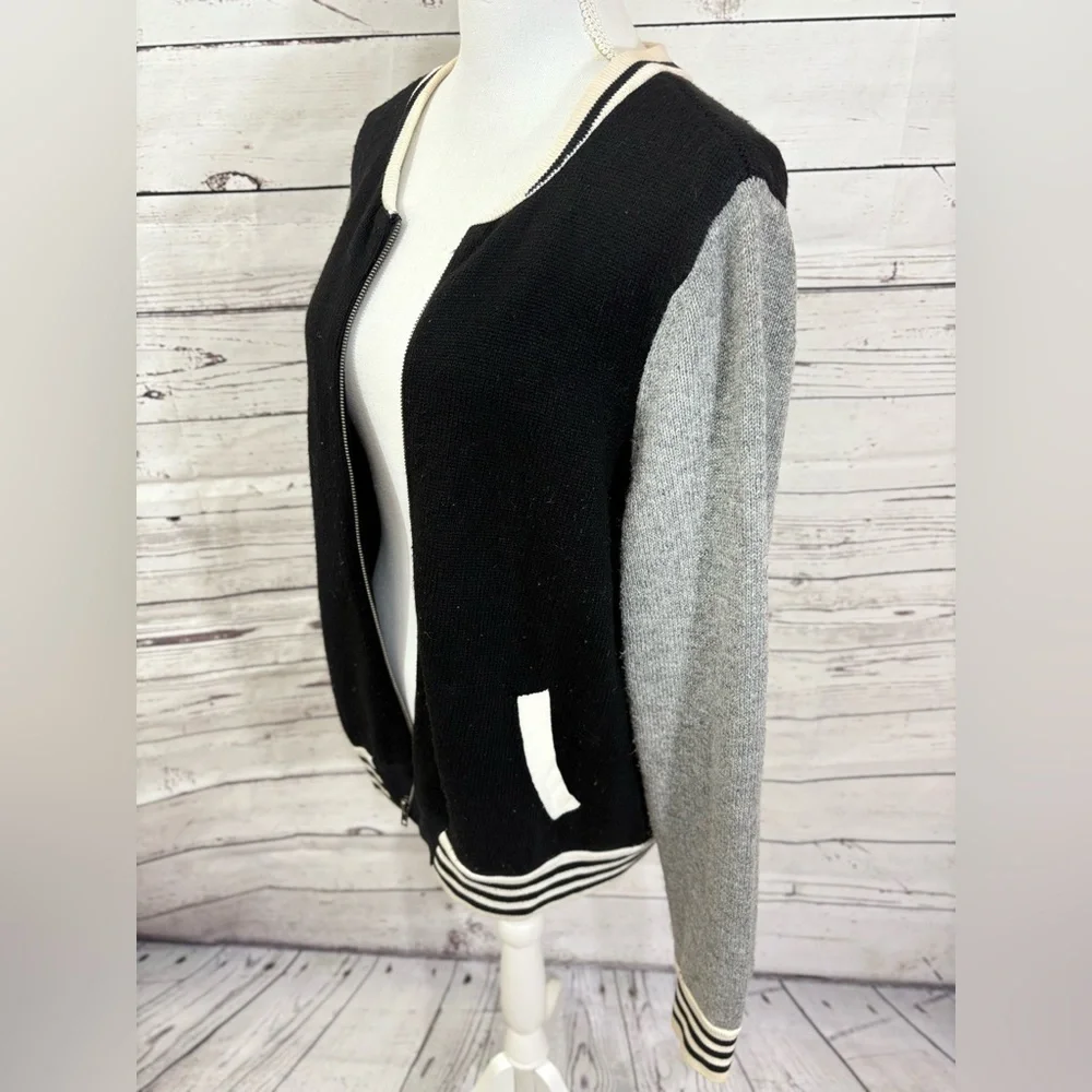 Vintage Torrid Knit Varsity Jacket in Size 2 - Picture 3 of 9